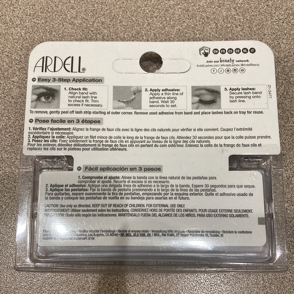 ⚜️Ardell Silver Sparkle Faux Pixie Eyelashes! NWT! - Picture 3 of 3